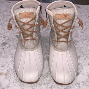 Sperry Women's Saltwater Core Boots 8M Sperry Duck Boots size 8M